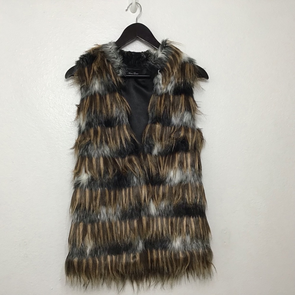 ANNA GRACE Faux Fur Vest in Black, Brown and Gray.